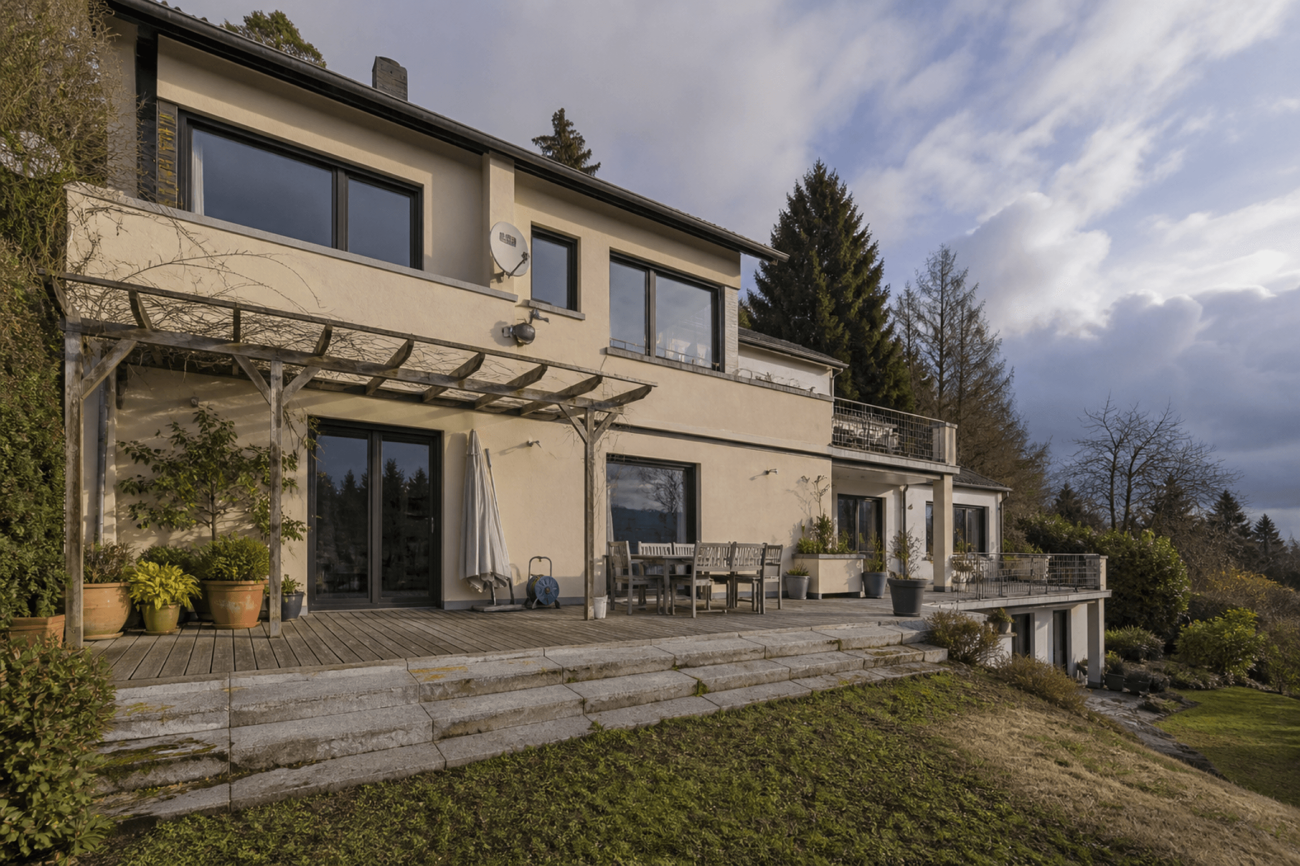 Terrassenhaus mit Garten in Alt Weil